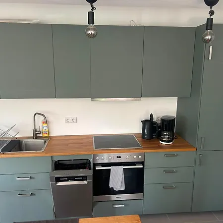 Lägenhet Haus Charlottenburg 3, Zentrumsnah Gelegen, Mit Blick Auf Festung, Mit Sauna Option